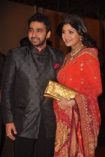 Shilpa Shetty, Raj Kundra at the Honey Bhagnani wedding reception on 28th Feb 2012 (230).JPG